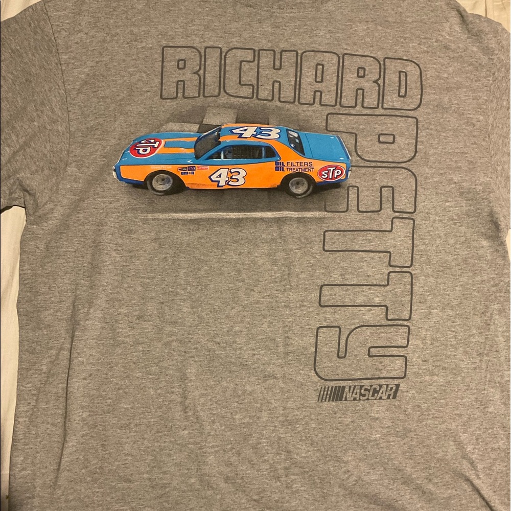 Richard Petty Nascar T Shirt size XL